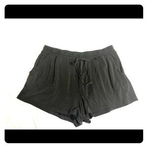 Aerie black shorts